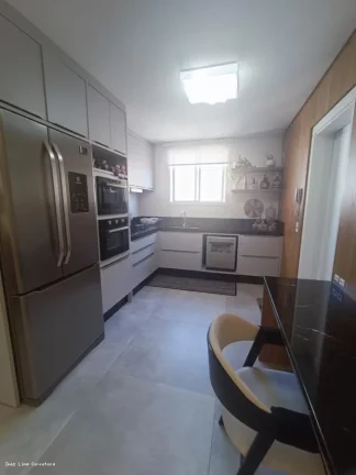 Imagem Apartamento 3 dormitórios para Venda em Itapema, meia praia, 3 dormitórios, 3 suítes, 4 banheiros, 3 vagas
