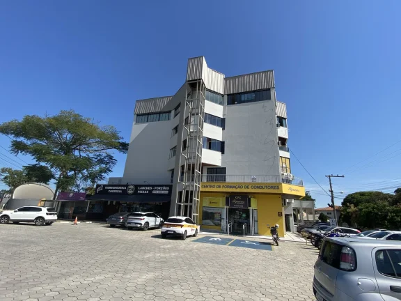 Imagem Edifício Comercial Vitoria Régia - Sala Comerical para aluguel no Centro de Tijucas/SC