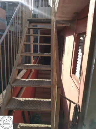 Imagem Imóvel em São Paulo / Zona sul / Bairro Jardim Mirna / 3 casas no terreno.