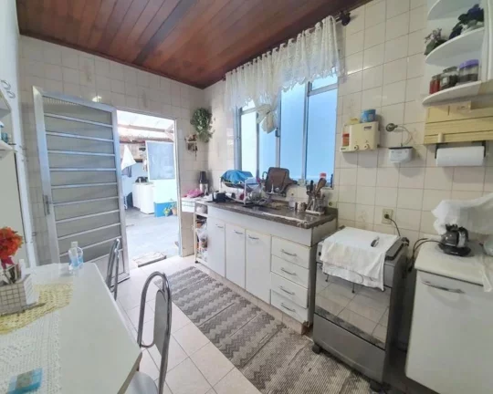 Imagem CASA TÉRREA- 2 DORMITORIOS COM 2 VAGAS (A 10 minutos da USP)