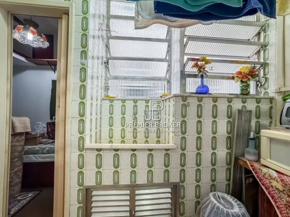 Imagem Apartamento à venda, 56 m² por R$ 300.000,00 - Várzea - Teresópolis/RJ