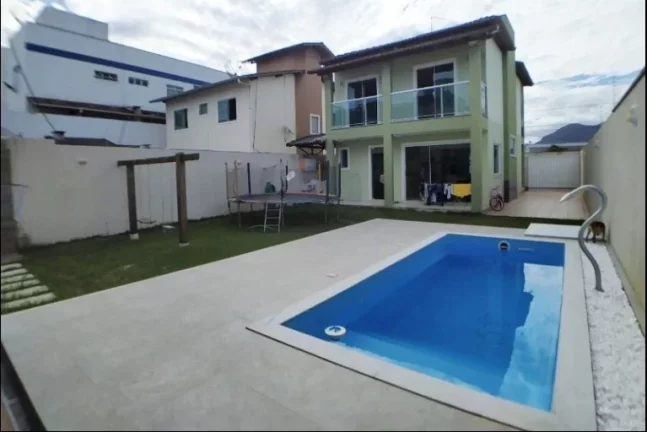Imagem Casa Duplex, 04 Quartos, Area de Lazer, 01 Suite Master, Praia do Morro, Guarapari - ES