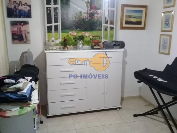 Imagem EXCELENTE CASA EM CONDOMINIO NO BAIRRO ALTO EM CURITIBA
