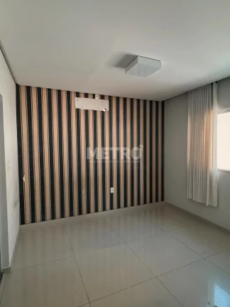 Imagem Aluguel de Casa no São José, com 3 4, sendo 01 suíte com closet, piscina