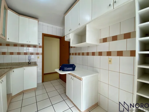 Imagem Apartamento frente 3 dormitórios com suíte e box Centro Santa Maria