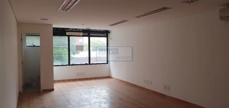 Imagem CONJUNTO COMERCIAL DE 41M² DE ÁREA ÚTIL A VENDA NA VILA CLEMENTINO
