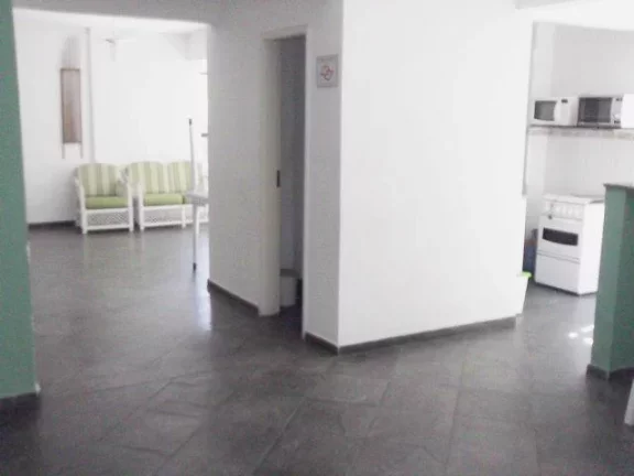 Imagem Praia de Pitangueiras, centrinho, 100 metros da praia, excelente lazer, 2 garagens, local nobre, alto padrão !!!