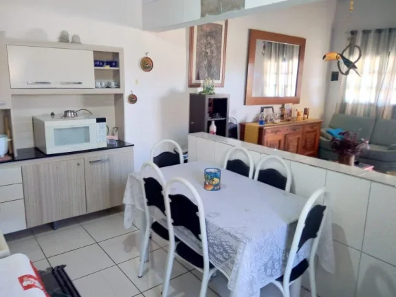 Imagem Casa para Venda em Itanhaém, Jardim Jamaica, 1 dormitório, 1 suíte, 1 banheiro, 3 vagas