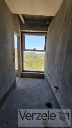 Imagem Apartamento 4 ou + dormitórios para Venda em Balneário Camboriú / SC no bairro Centro