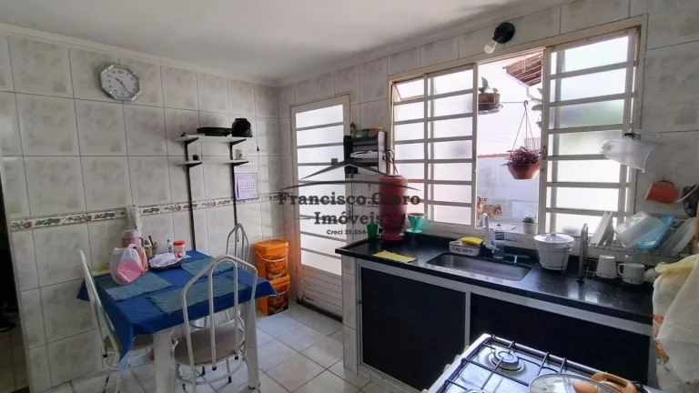 Imagem Casa à venda no bairro Cohab - Parque Residencial Anna Guilhermina Rois Alves - Guaratinguetá/SP