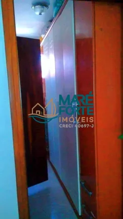 Imagem CASA COM 03 DORMITORIOS E CLOSET