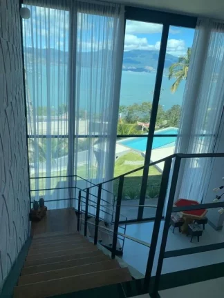 Imagem Sobrado com 5 dormitórios à venda, 529 m² por R$ 4.500.000,00 - Cigarras - São Sebastião/SP