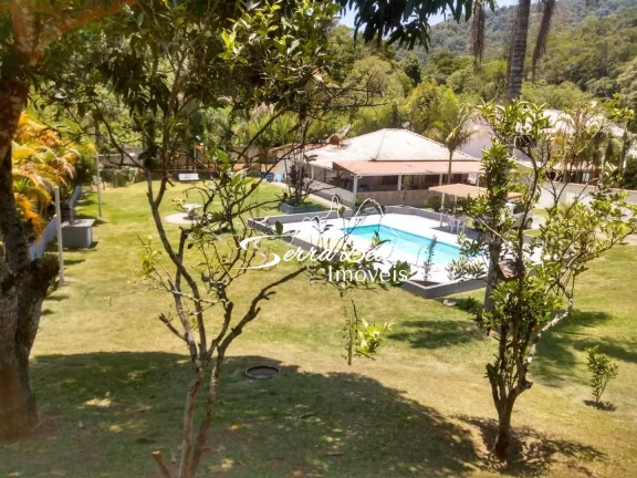 Imagem Casa com 4 dormitórios à venda, 200 m² por R$ 980.000,00 - Prata - Teresópolis/RJ