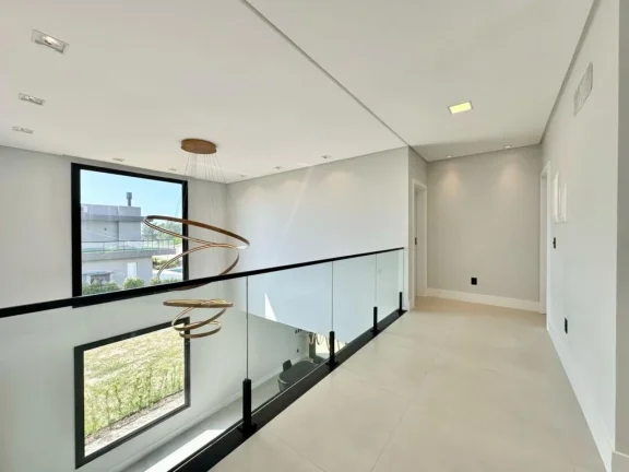 Imagem Casa em Condominio 5 Dormitórios - Bairro --