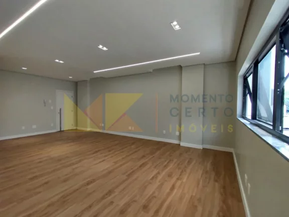 Imagem Sala Comercial para Alugar, 43 m² em Garcia - Blumenau Imagem Sala Comercial para Alugar, 43 m² em Garcia - Blumenau