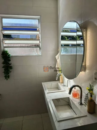 Imagem Apartamento com 2 dormitórios à venda, 70 m² por R$ 389.900,00 - Macuco - Santos/SP