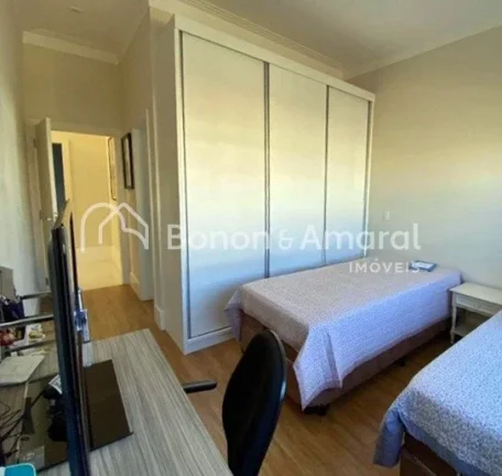 Imagem Casa à venda, 3 quartos, em condomínio, na região do Alphaville Campinas.

Casa térrea, com ambi...