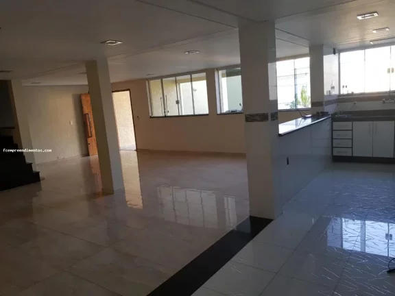 Imagem Sobrado para Venda em Limeira, Jardim Manacá, 3 dormitórios, 1 suíte, 1 banheiro, 2 vagas