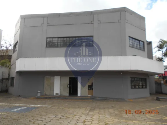 Imagem Casa Comercial para Locação em Vila Cunha Bueno, São Paulo-SP: 30 Vagas e 1.502,49 m² de Área!