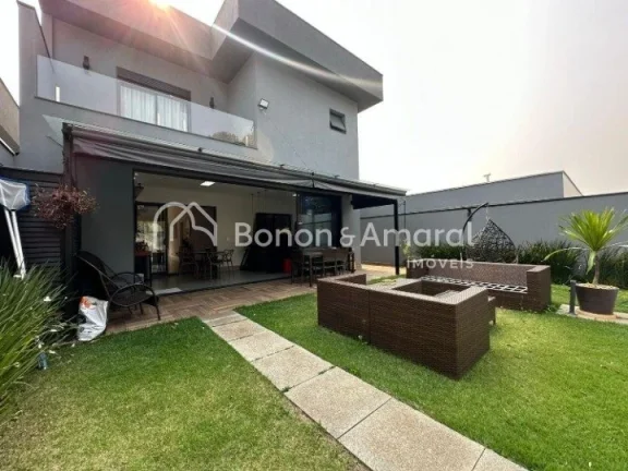 Imagem Sobrado à venda com 220m² de área privativa em um terreno de 330m², por R$ 2.020.000,00, no Cond...