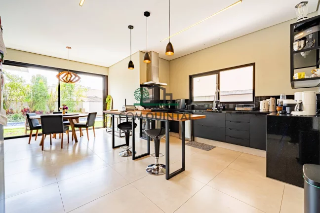 Imagem Casa com 4 Quartos à Venda, 375 m² em Alphaville - Santana De Parnaíba