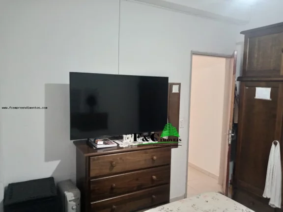 Imagem Casa para Locação em Limeira, Jardim Ibirapuera, 3 dormitórios, 1 banheiro, 1 vaga