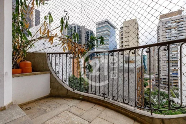 Imagem Duplex em local nobre do Itaim - 1 suíte - 74 m²