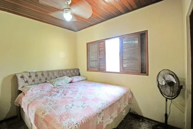 Imagem Casa para Venda em Itanhaém, Jardim Lindomar, 3 dormitórios, 1 suíte, 1 banheiro, 4 vagas