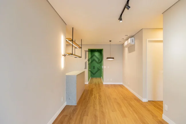Imagem Apartamento decorado vista livre andar alto proximo metrô