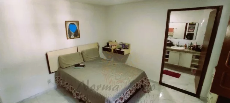 Imagem Casa Duplex em Aracaju á Venda no Bairro Farolândia. Próximo ao Hiper GBarbosa.