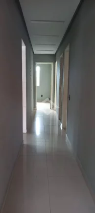 Imagem Casa 3 quartos sendo 1 suíte em condomínio, doc OK. Campo Grande