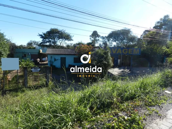 Terreno frente para Av. Hélvio Basso medindo 11 x 39