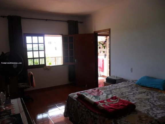 Imagem Sobrado para Venda em Limeira, Parque Novo Mundo, 3 dormitórios, 1 suíte, 2 banheiros, 3 vagas