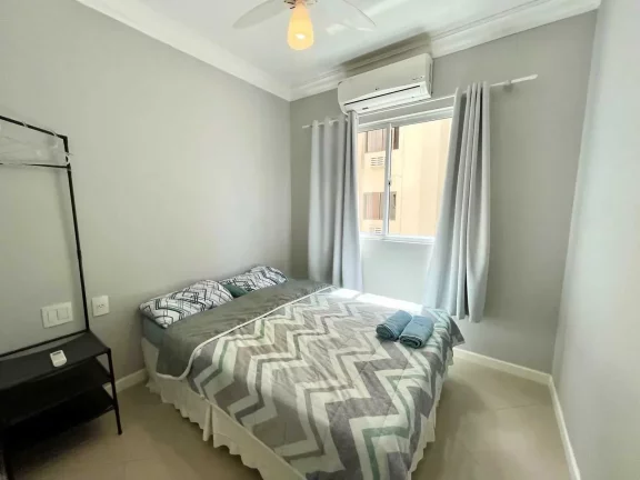Imagem Apartamento com 3 dormitórios sendo 1 suíte e 2 vagas de garagem em Balneário Camboriú/SC