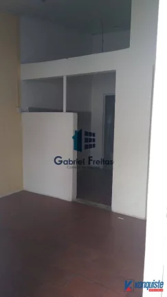 Imagem VENDO CASA NO BAIRRO PONTO CENTRAL
