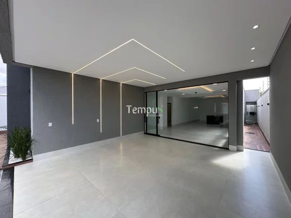 Imagem Casa Alto Padrão, 4 Suítes, piscina com cascata, 420 m², em Jardim Vila Boa, Goiânia/GO