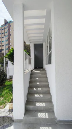 Imagem Casa Comercial para Locação em Sorocaba-SP, Jardim Paulistano: 2 Quartos, 2 Salas, 3 Banheiros, 2 Vagas de Garagem, 150m².