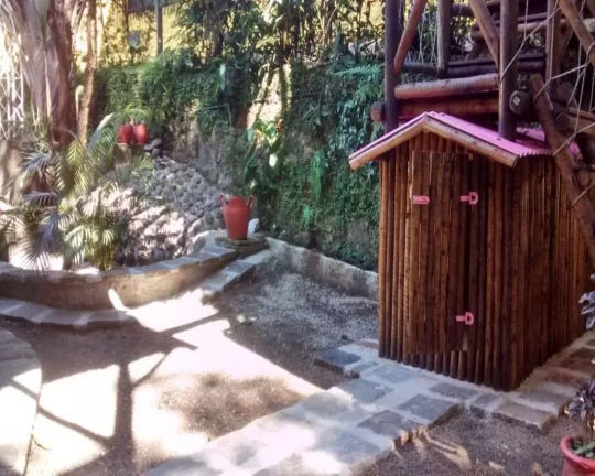 Imagem Terreno Comercial para Venda em GUAPIMIRIM, SANTO ÂNTONIO, 4 dormitórios, 2 suítes, 4 banheiros, 4 vagas
