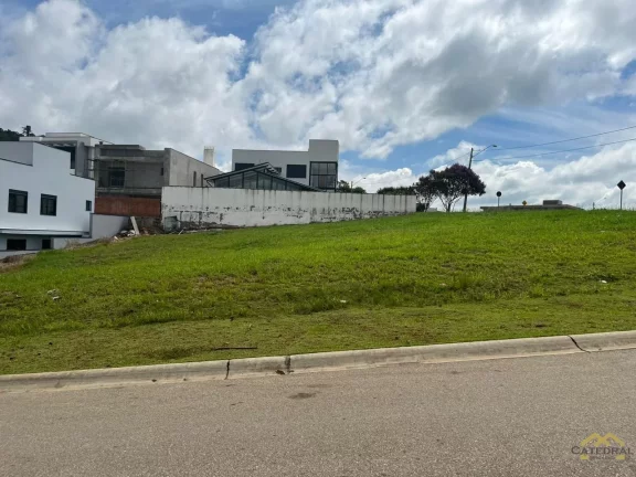 Imagem Terreno de 614m² à venda no Condomínio Ibi-Aran