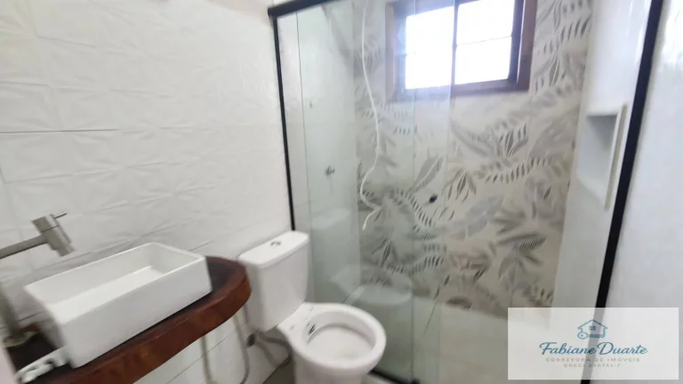 Imagem Casa recém reformada no Perequê Açú