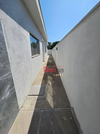 Imagem Casa com 3 dormitórios à venda, 175 m² por R$ 400.000,00 - Caminho de Búzios - Cabo Frio/RJ