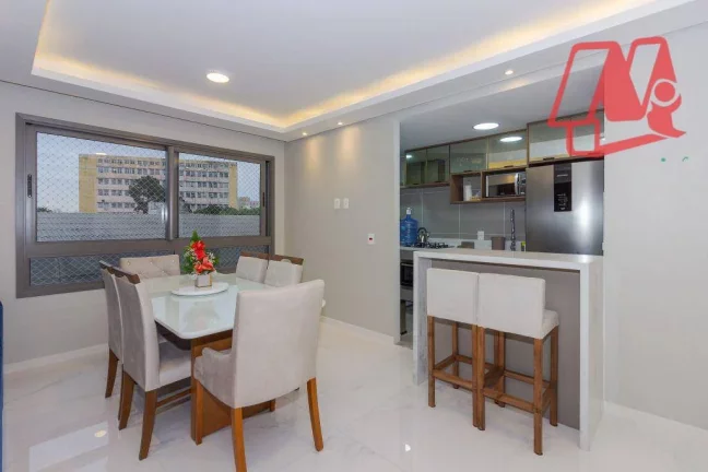 Imagem No bairro Farroupilha, 3 dormitórios, vaga e infraestrutura