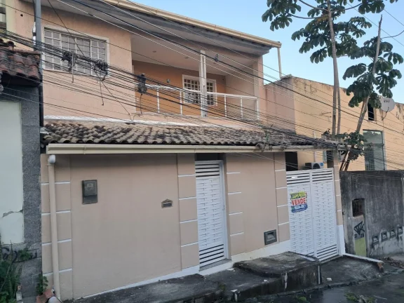 Imagem Casa em Condomínio para Venda em Rio de Janeiro, Campo Grande, 3 dormitórios, 2 banheiros, 3 vagas