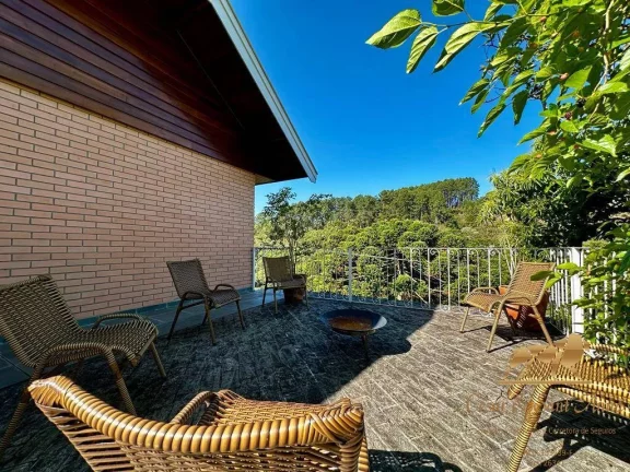 Imagem Casa a venda ou locação residencial em Campos do Jordão-SP