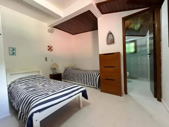 Imagem Casa com 5 dormitórios à venda, 242 m por R$ 7.800.000,00 - Riviera