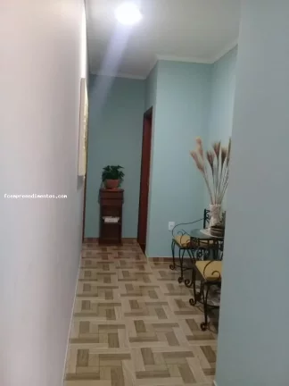 Imagem Casa para Venda em Limeira, Jardim Nossa Senhora do Amparo, 3 dormitórios, 1 suíte, 1 banheiro, 2 vagas