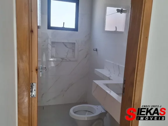Imagem Imperdível: Casa à venda na Penha, São Paulo-SP. 3 quartos, 1 suíte, 3 banheiros, 2 vagas. 106 m².