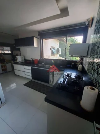 Imagem Casa triplex de alto padrão no Ubá 5.