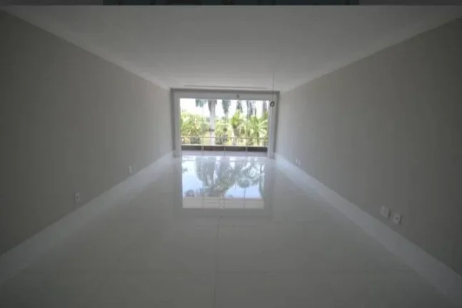 Imagem CASA TRIPLEX Condomínio Mansões Barra da Tijuca
