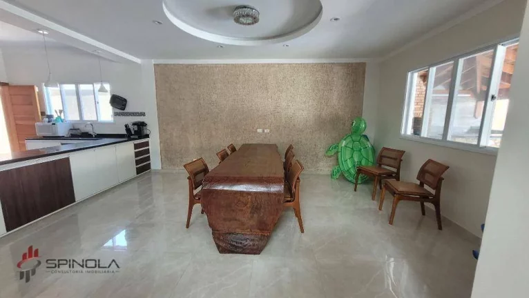 Imagem Sobrado com 5 dormitórios à venda, 262 m² por R$ 1.550.000,00 - Balneário Flórida - Praia Grande/SP